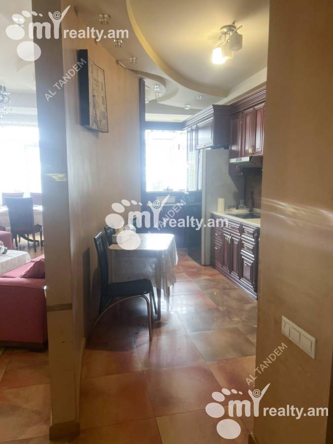 3 bedroom apartment for rent Charents St, Center Yerevan, 138275