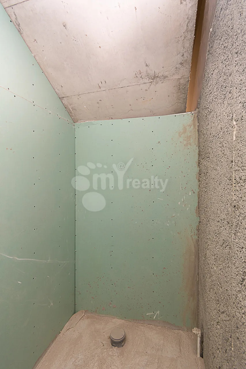 House for sale خیابان میکویان, داوتاشِن ایروان, 161535