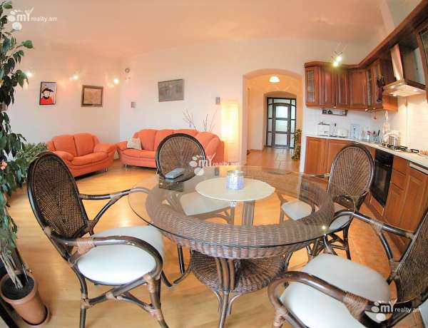 3-bedroom/apartment-for-sale/Charents+St/Center/Yerevan