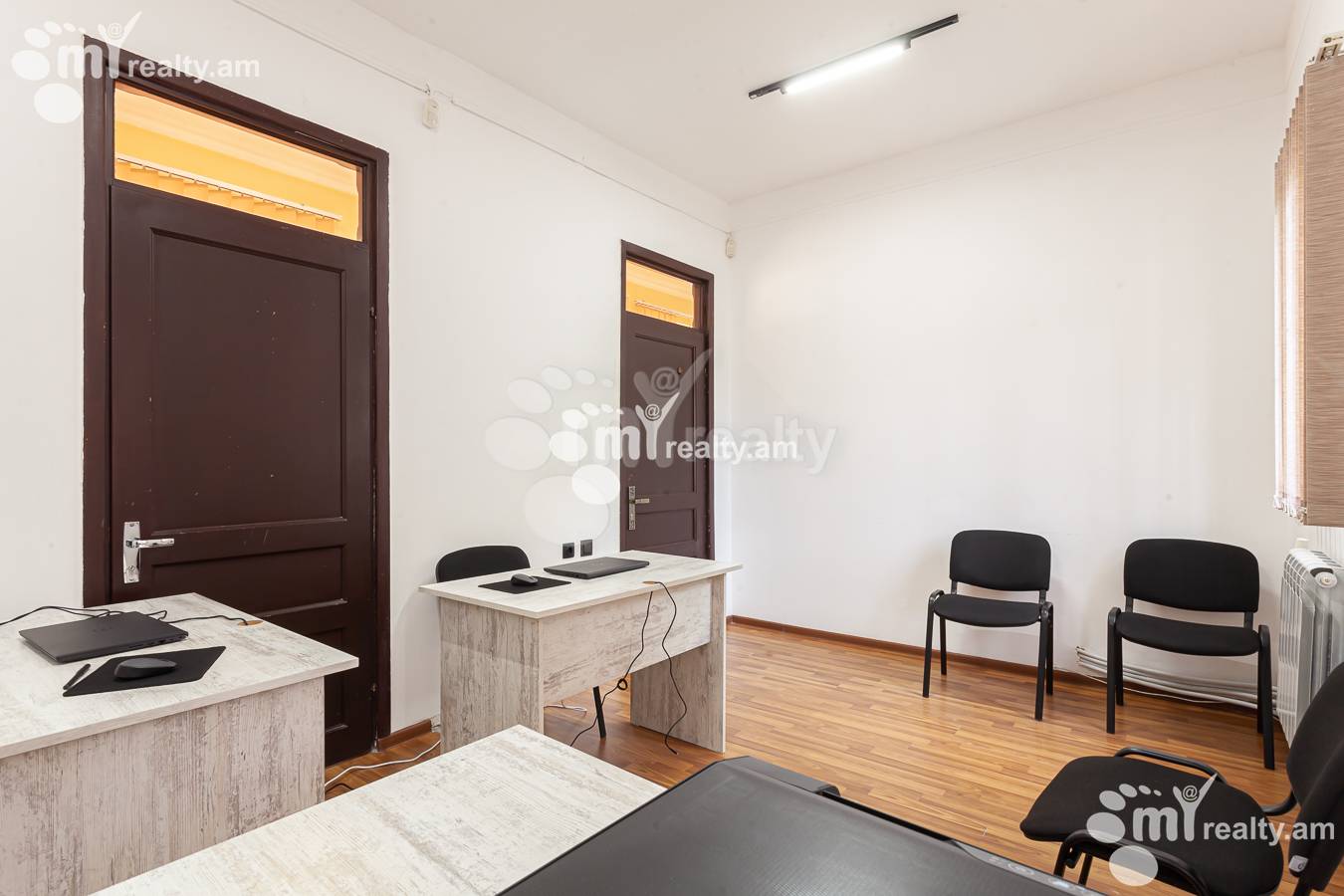 Commercial for sale خیابان Hasratian., آچاپنیاک ایروان, 155404