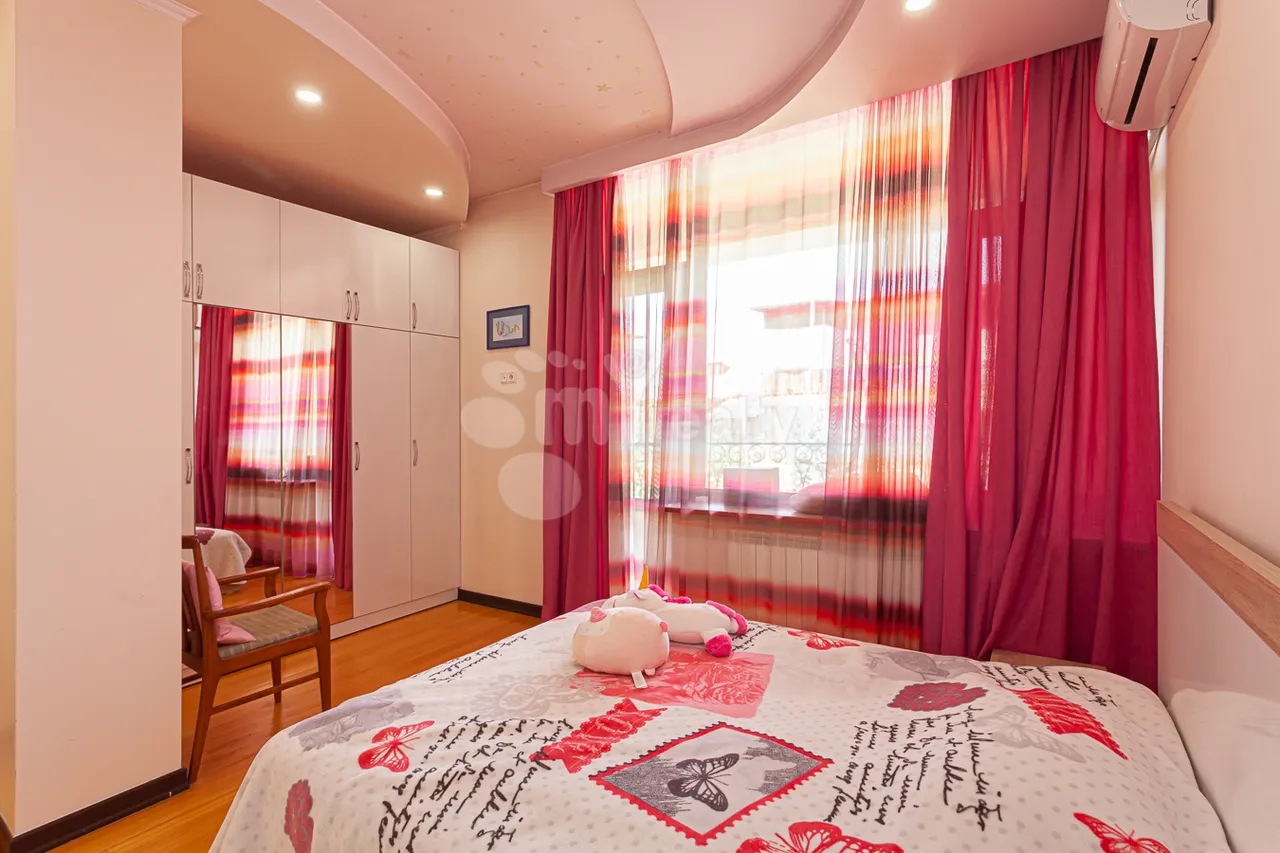 House for sale Sevqareci Saqo St, Arabkir Yerevan, 161229