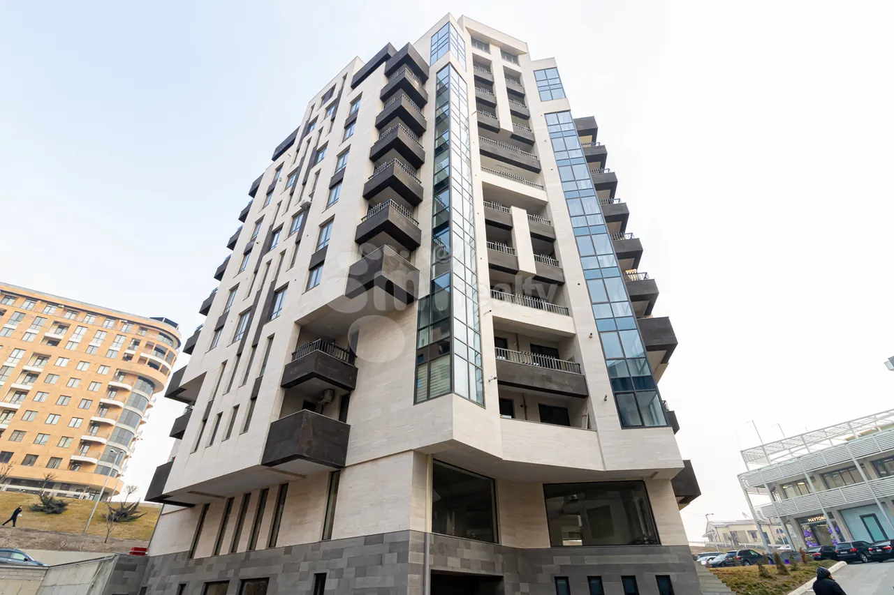 3 bedroom apartment for sale Aghbyur Serob St, Arabkir Yerevan, 157843