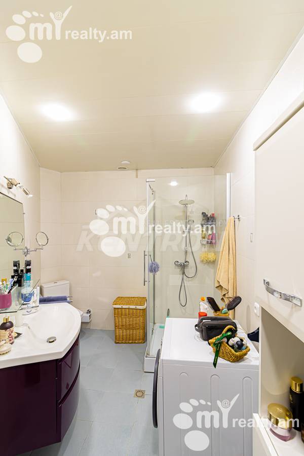 2 bedroom apartment for sale خیابان کومیتاس, عربگیر ایروان, 154746