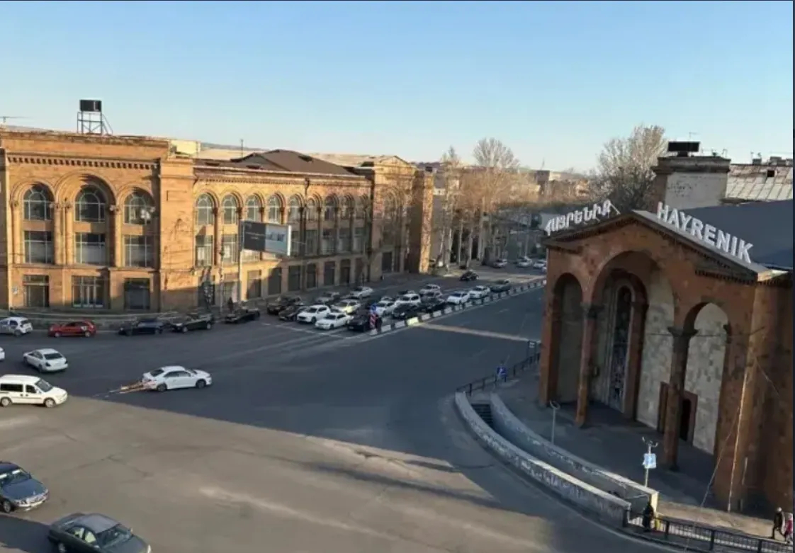 3 սենյականոց բնակարան  Գարեգին Նժդեհ պող, Շենգավիթ Երևան, 160045