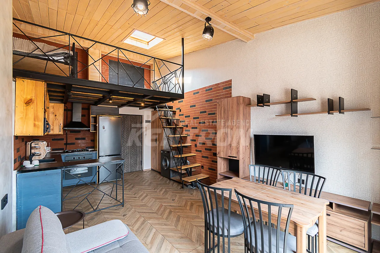 Купить 2 комнатную квартиру Вардананц ул, Центр Ереван, 159729