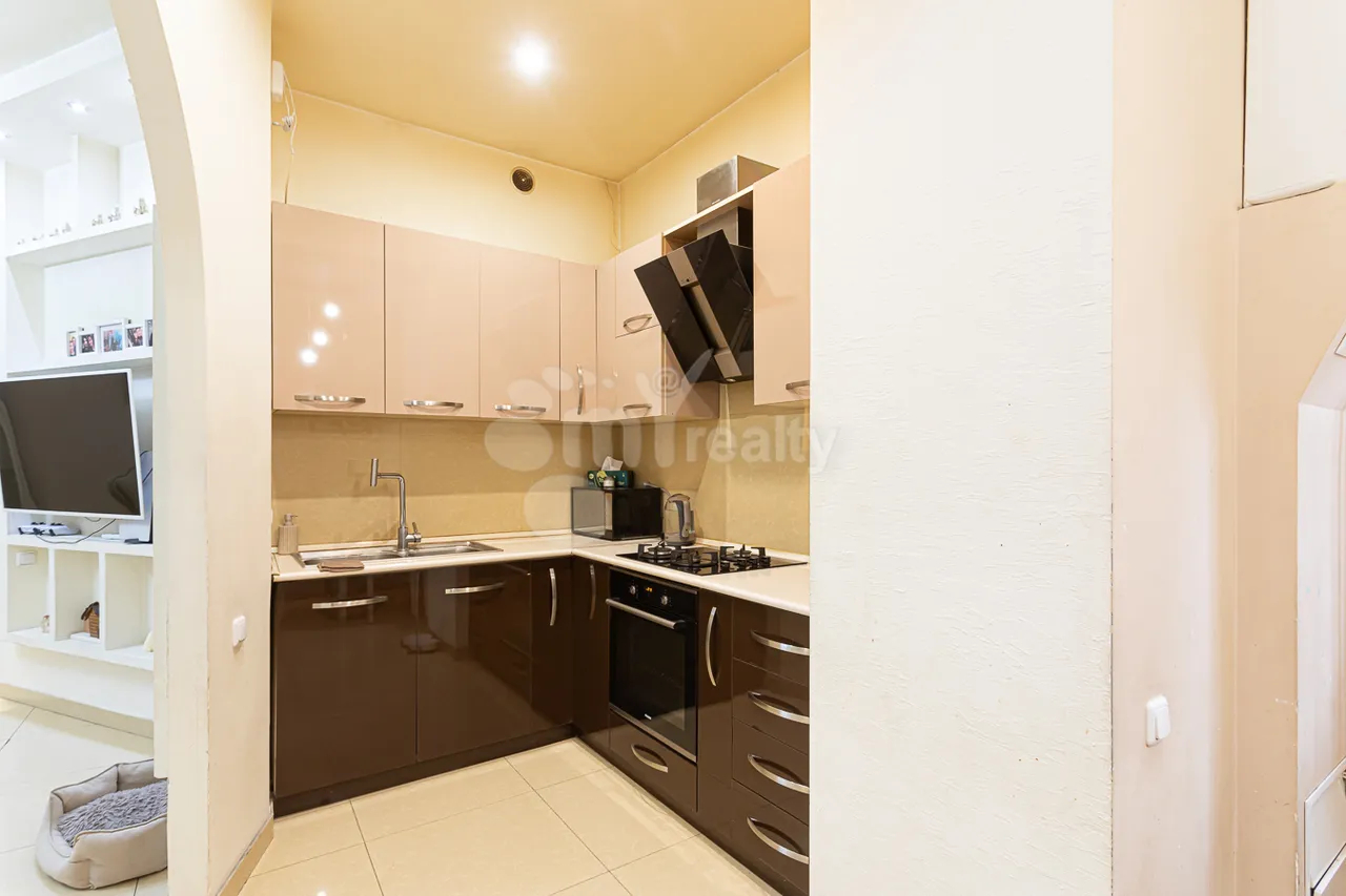 4 bedroom apartment for sale M.Khorenatsi St, Center Yerevan, 159808