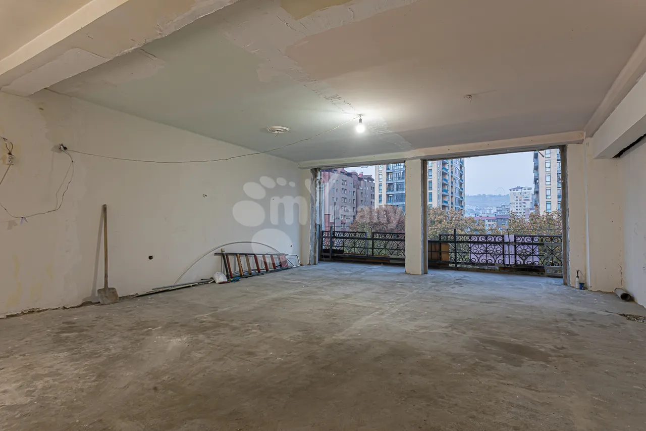 3 bedroom apartment for sale Mashtots Ave, Center Yerevan, 157874