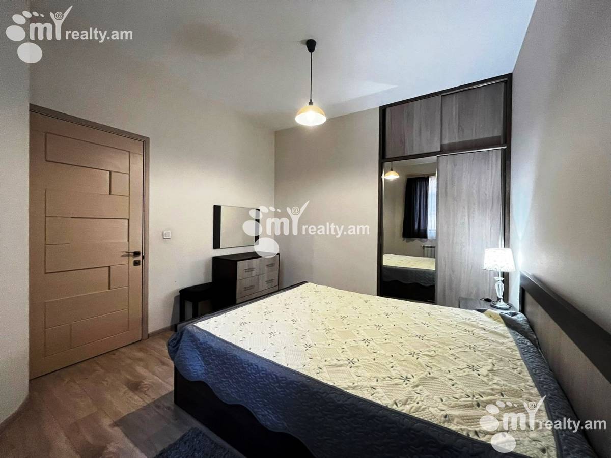 4 bedroom apartment for rent Antarayin St, Center Yerevan, 156196