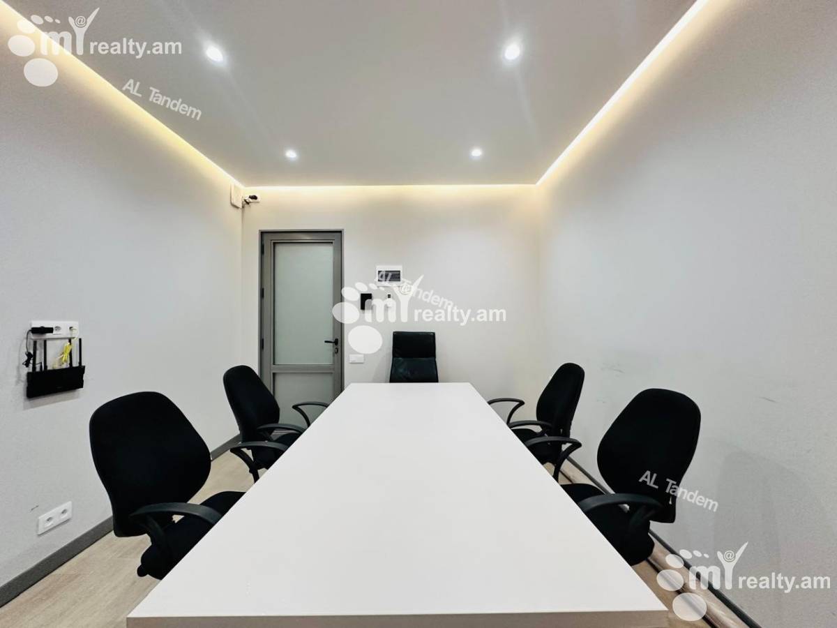 Commercial property for rent rue d'Amiryan, Center Yerevan, 156437