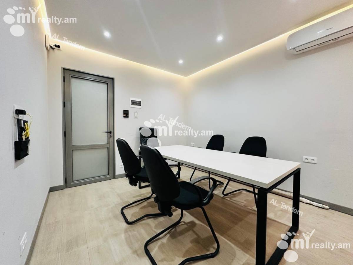 Commercial property for rent rue d'Amiryan, Center Yerevan, 156437