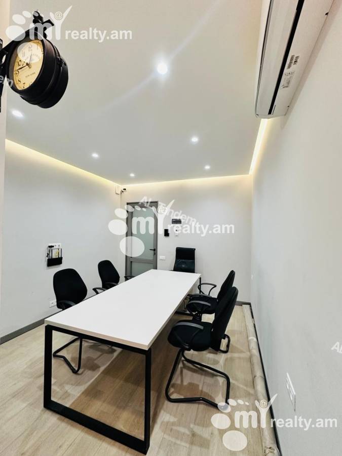 Commercial property for rent rue d'Amiryan, Center Yerevan, 156437