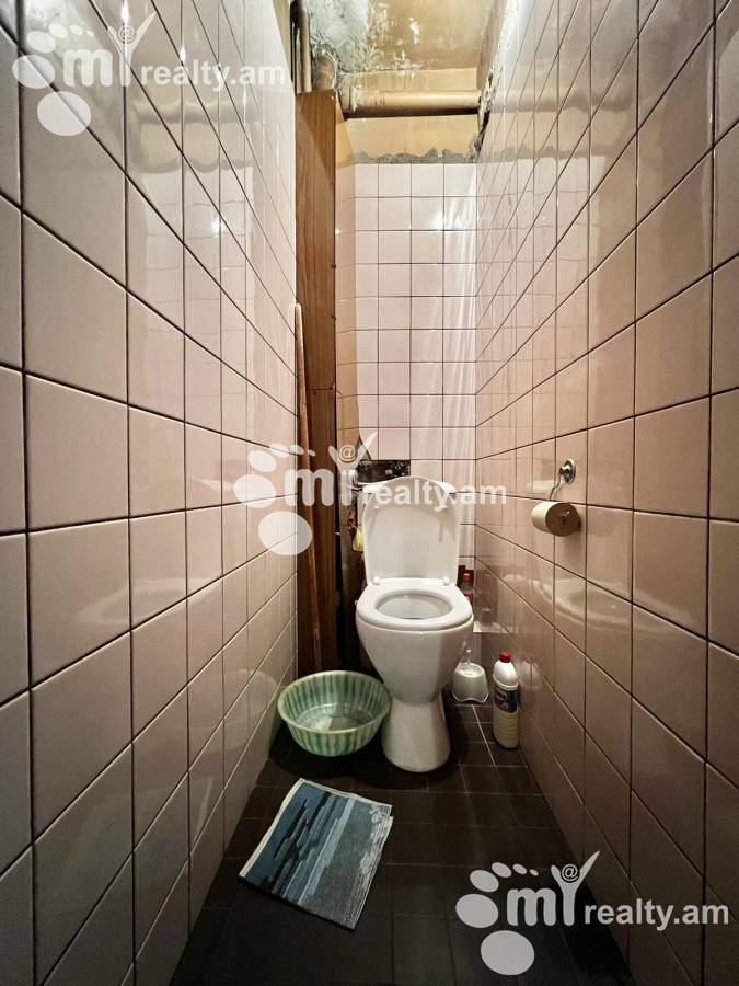 Купить 2 комнатную квартиру Амбардзумян ул, Арабкир Ереван, 129145