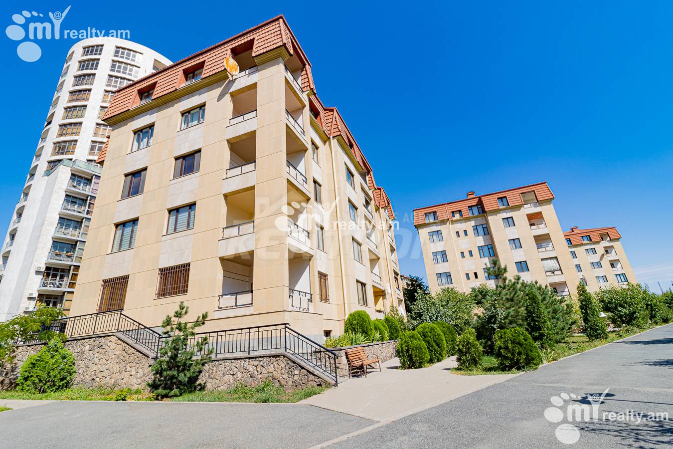 3 bedroom apartment for sale Antarayin St, Center Yerevan, 154887