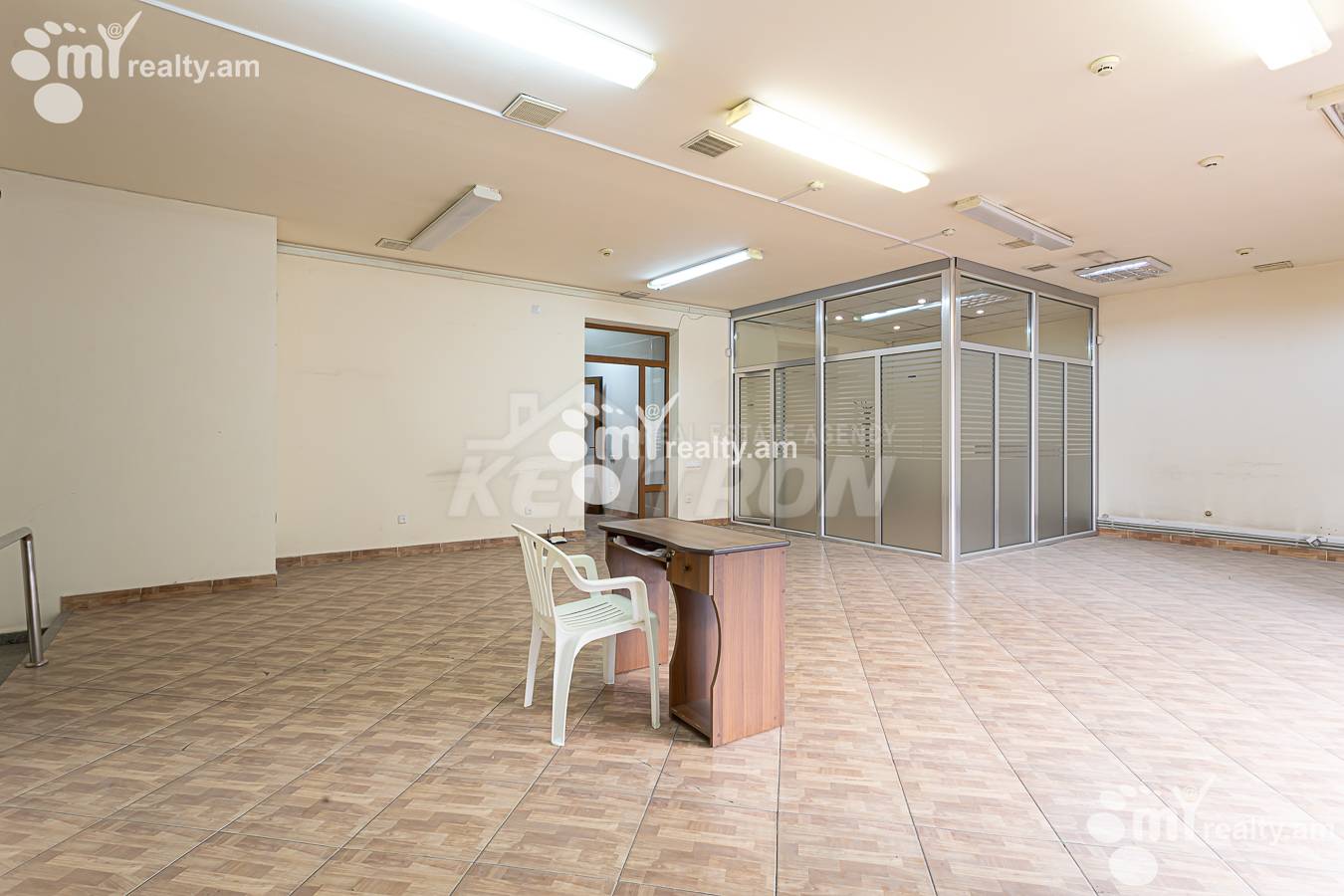 Commercial for rent خیابان اِ. کوچار, مرکز شهر ایروان, 156376