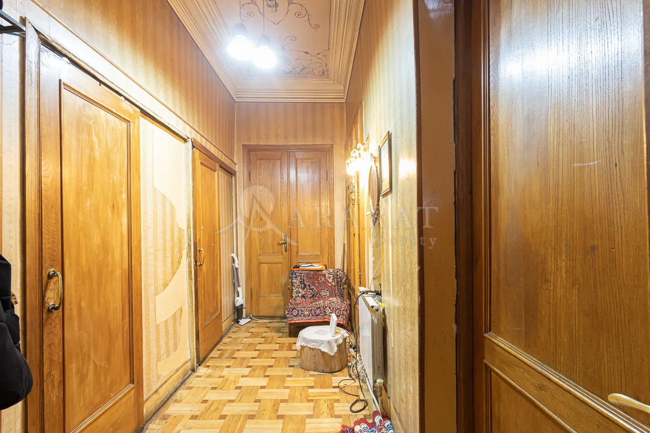 Commercial for sale خیابان ابوویان, مرکز شهر ایروان, 158521