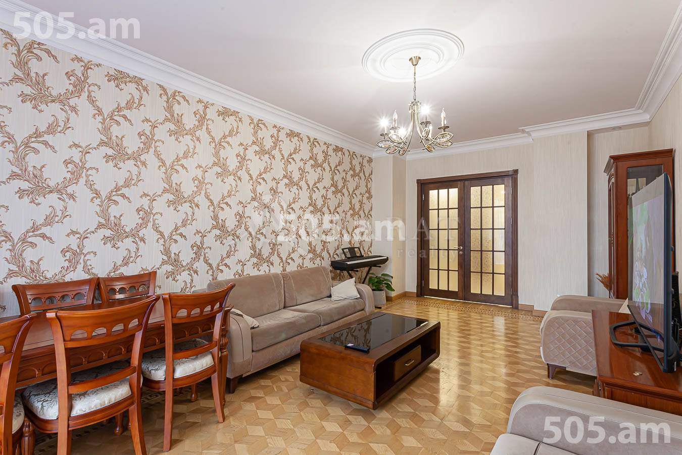 Купить 3 комнатную квартиру Антараин ул, Центр Ереван, 155933