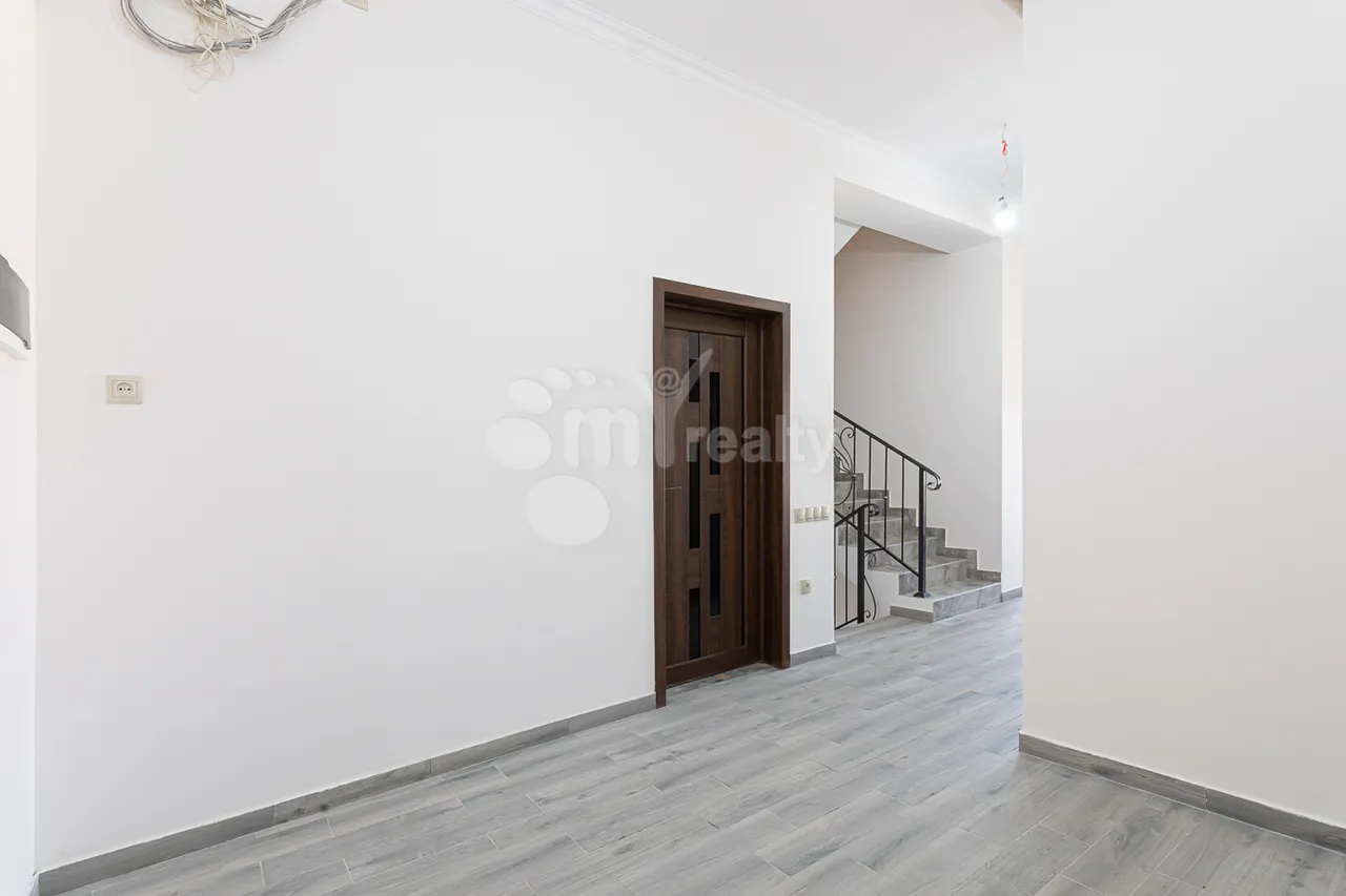 House for sale N. Safaryan St, Avan Yerevan, 157662