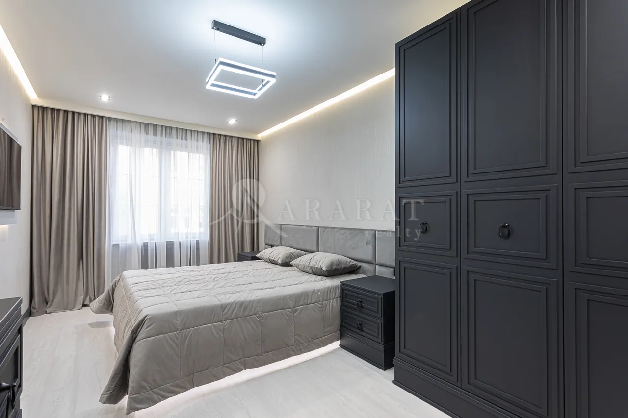 3 սենյականոց բնակարան  Վարդանանց փող, Կենտրոն Երևան, 159334