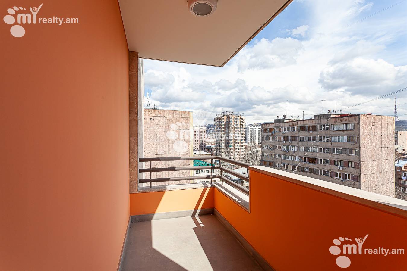 5 bedroom apartment for rent Leo St, Center Yerevan, 153056