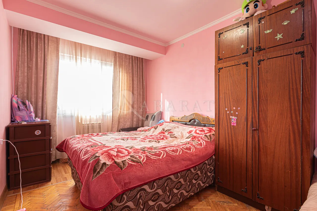 3 bedroom apartment for sale Adonts St, Arabkir Yerevan, 157906
