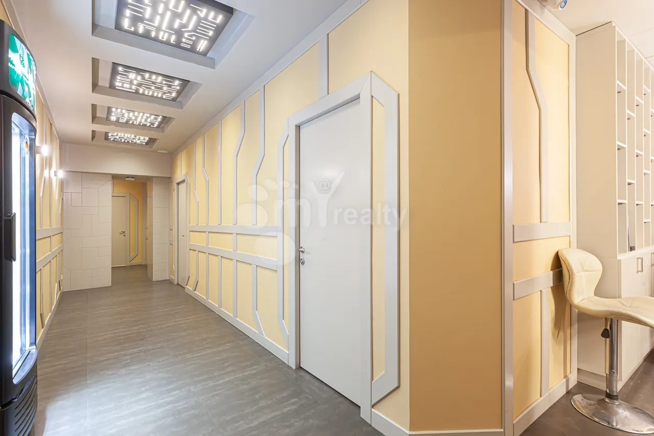 Կոմերցիոն տարածք  Չարենցի փող, Կենտրոն Երևան, 157295