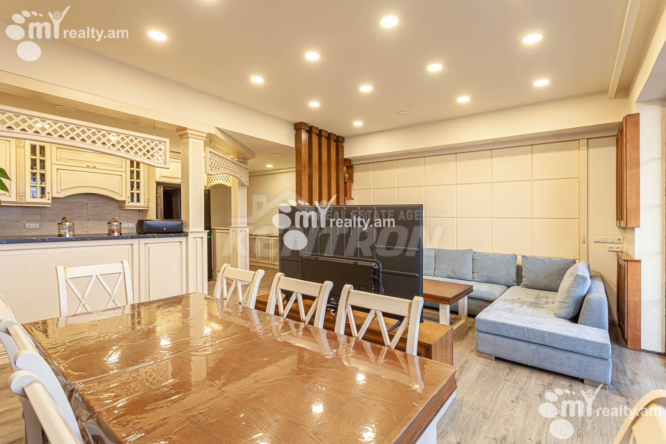 4 սենյականոց բնակարան  Լեռ. Կամսարի փող, Կենտրոն Երևան, 153801