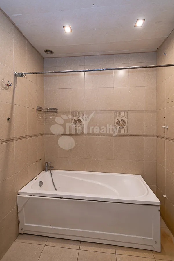 4 bedroom apartment for sale Sasna Тsrer St, Davtachène Yerevan, 159008