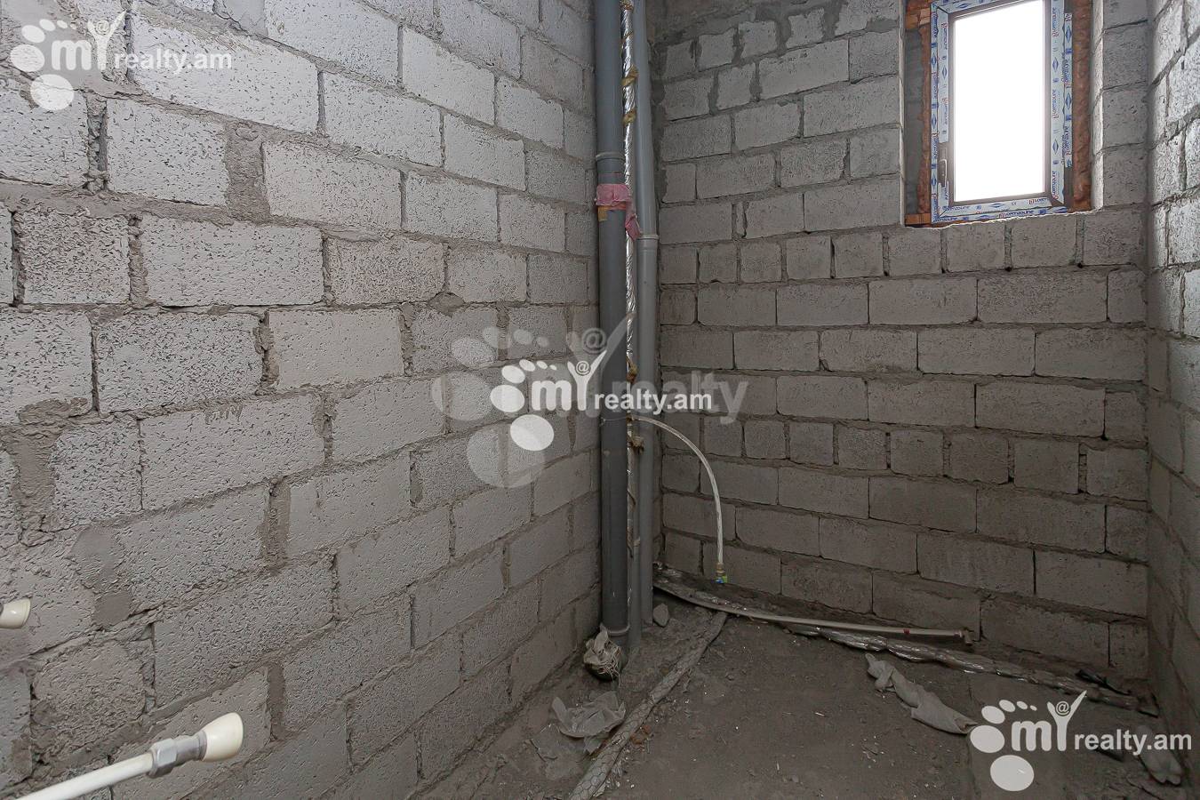 3 bedroom apartment for sale Antarayin St, Center Yerevan, 151851