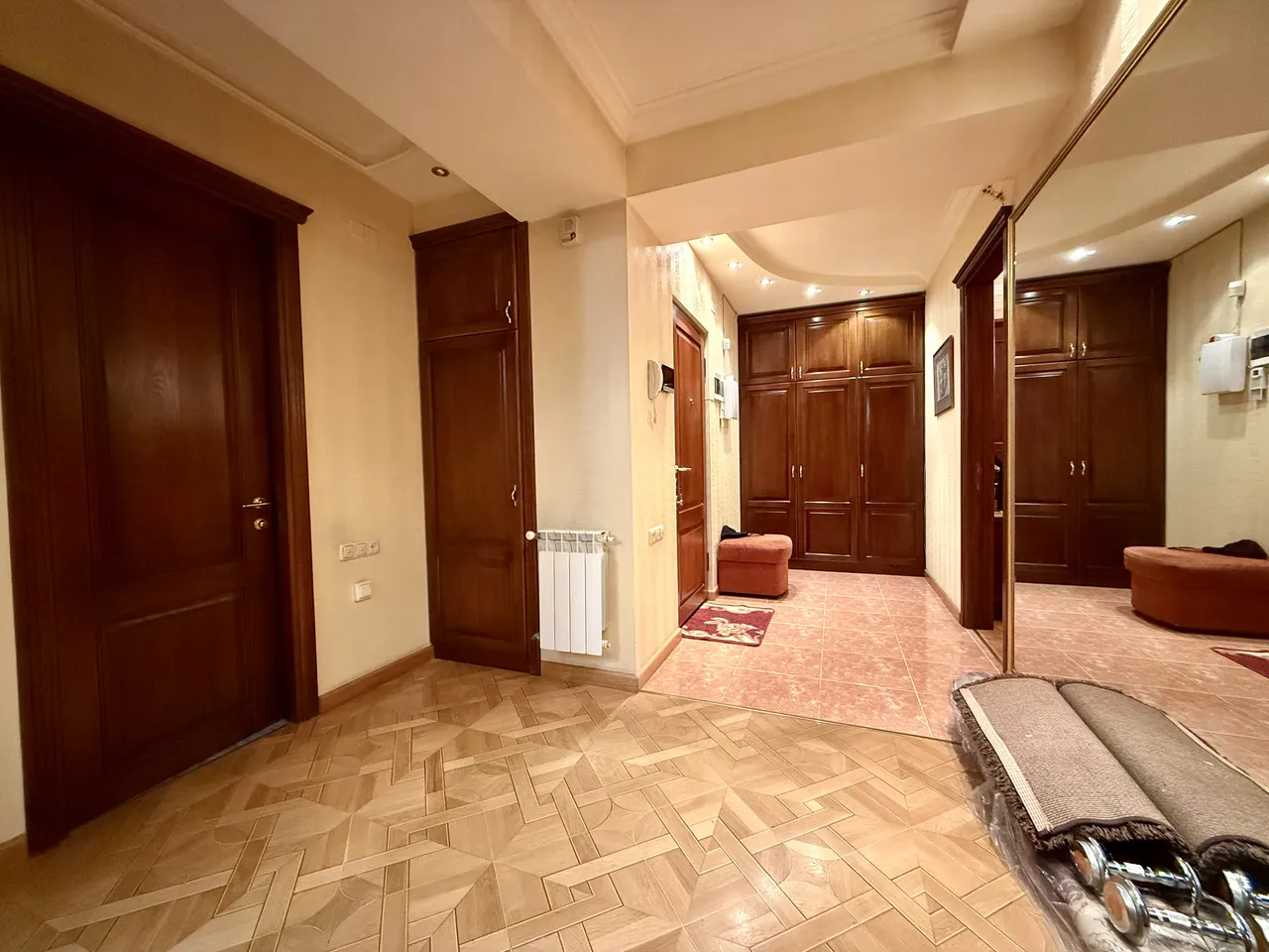 3 bedroom apartment for sale Hakobyan St, Arabkir Yerevan, 159045