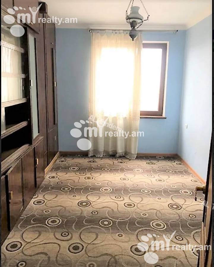 4 սենյականոց բնակարան  Նալբանդյան փող, Կենտրոն Երևան, 138468