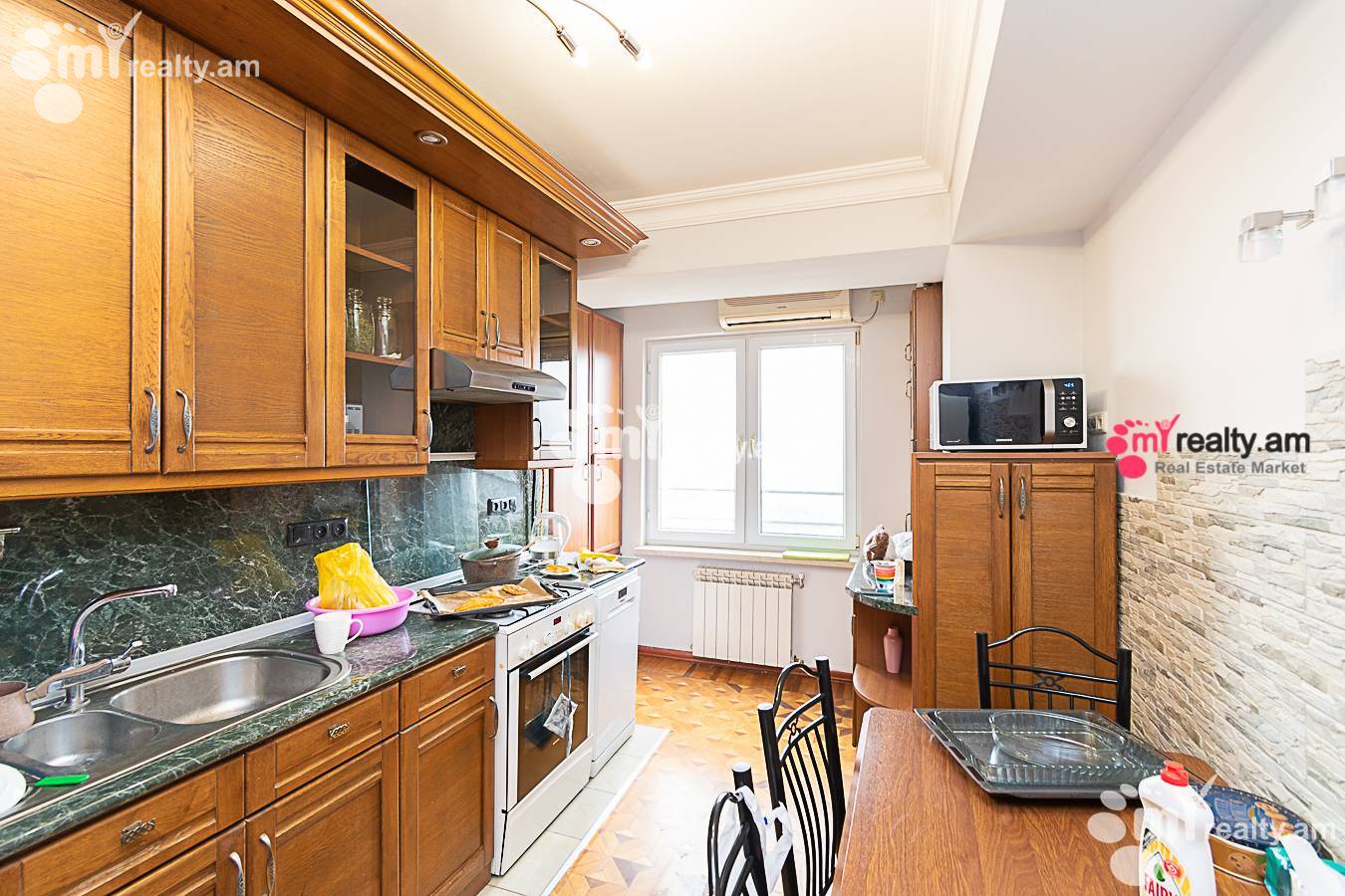 4 սենյականոց բնակարան  Հովսեփ Էմին փող, Արաբկիր Երևան, 134331