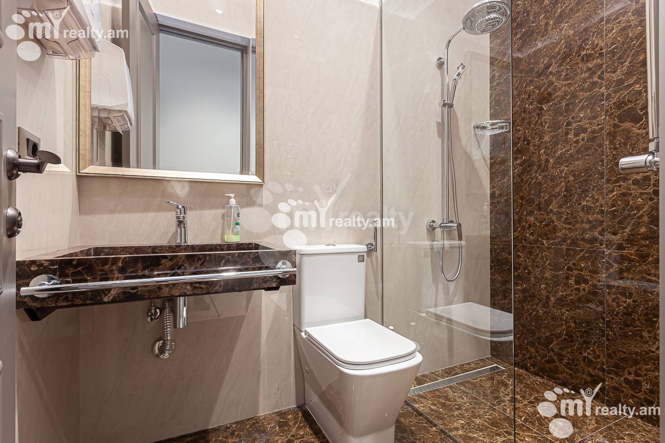 Снять коммерческoе помещение Туманян ул, Центр Ереван, 148862