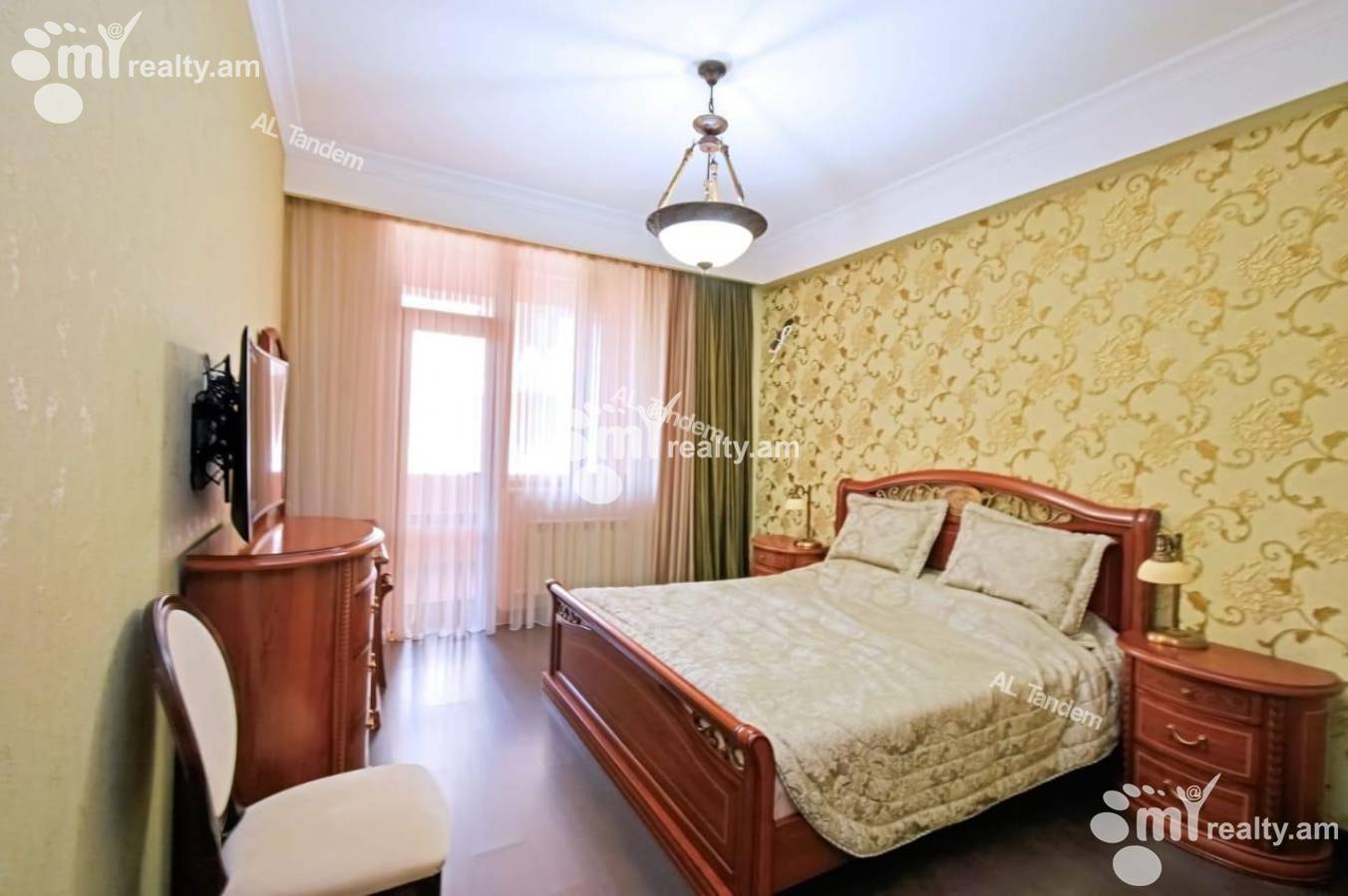 4 bedroom apartment for sale Fuchik St, Ajapnyak Yerevan, 124925