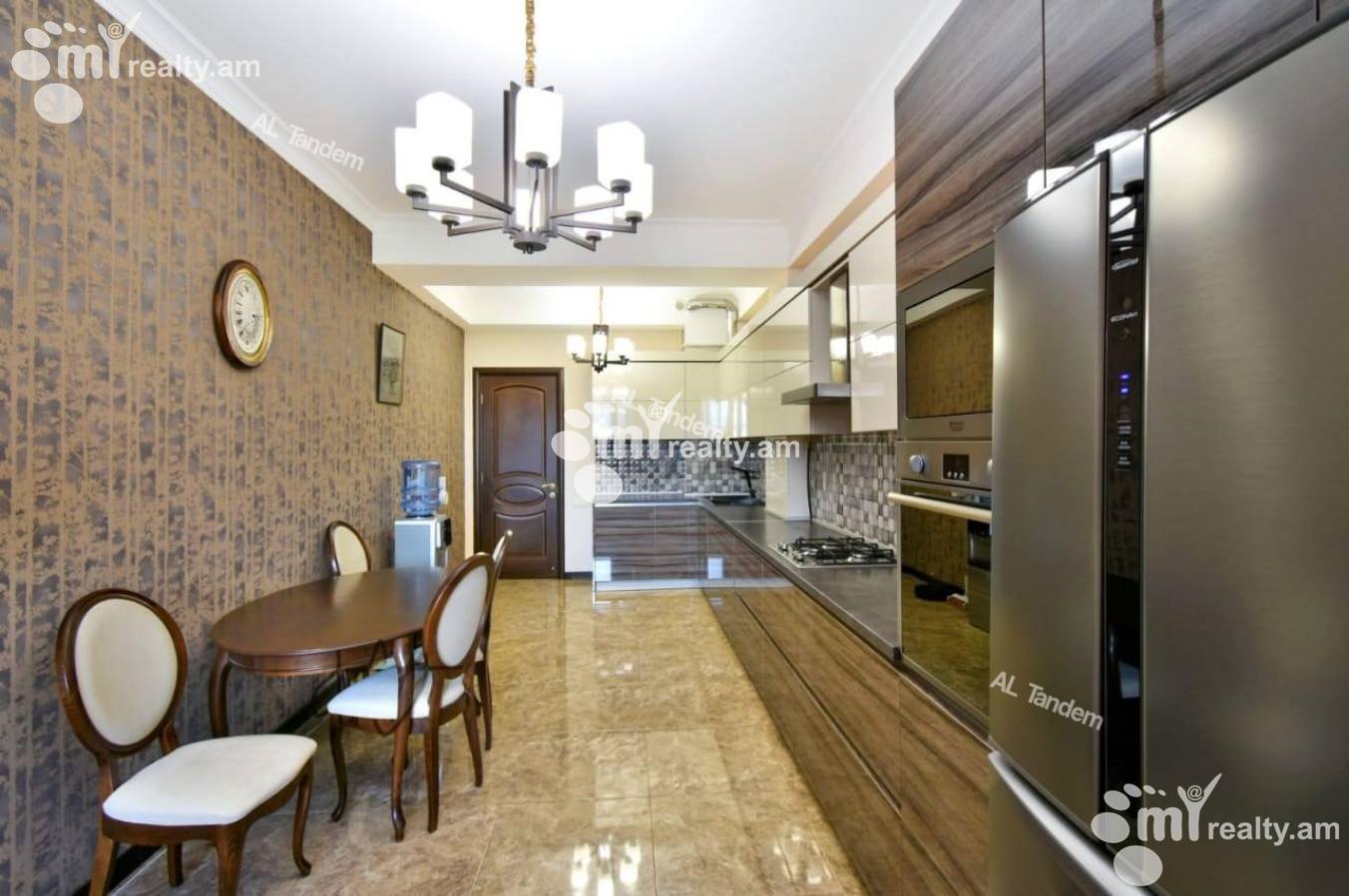4 bedroom apartment for sale Fuchik St, Ajapnyak Yerevan, 124925