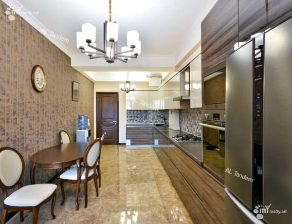 4-senyakanoc-bnakaran-vacharq-Yerevan-Ajapnyak