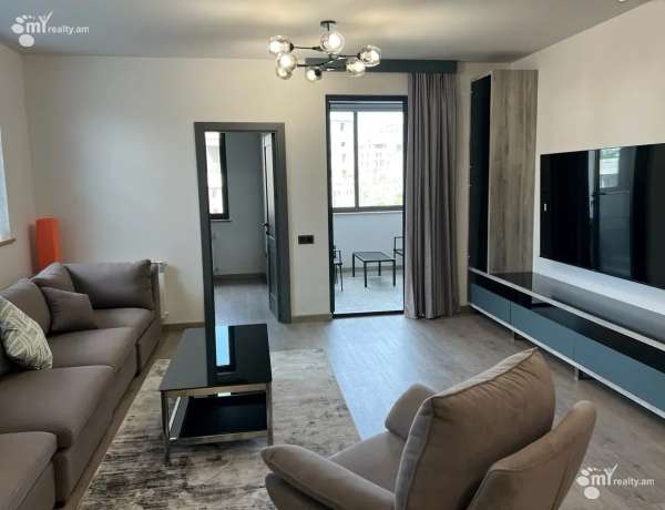 varcov-bnakaran/4-senyakanoc/Tigran+Mets+Ave/Center/Yerevan