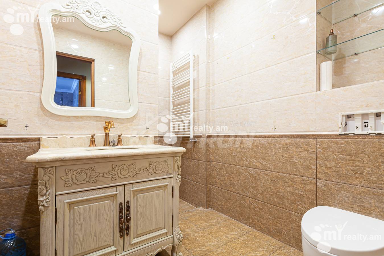 3 bedroom apartment for sale Aram St, Center Yerevan, 156336
