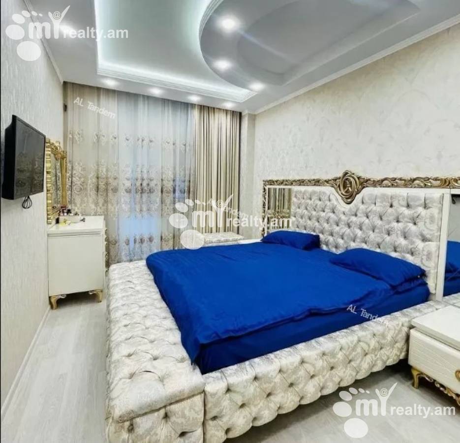 3 bedroom apartment for sale Rostom St, Center Yerevan, 125125