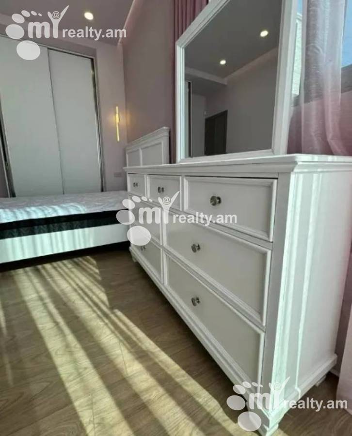 4 bedroom apartment for sale خیابان ا. کاخاتریان, عربگیر ایروان, 153201