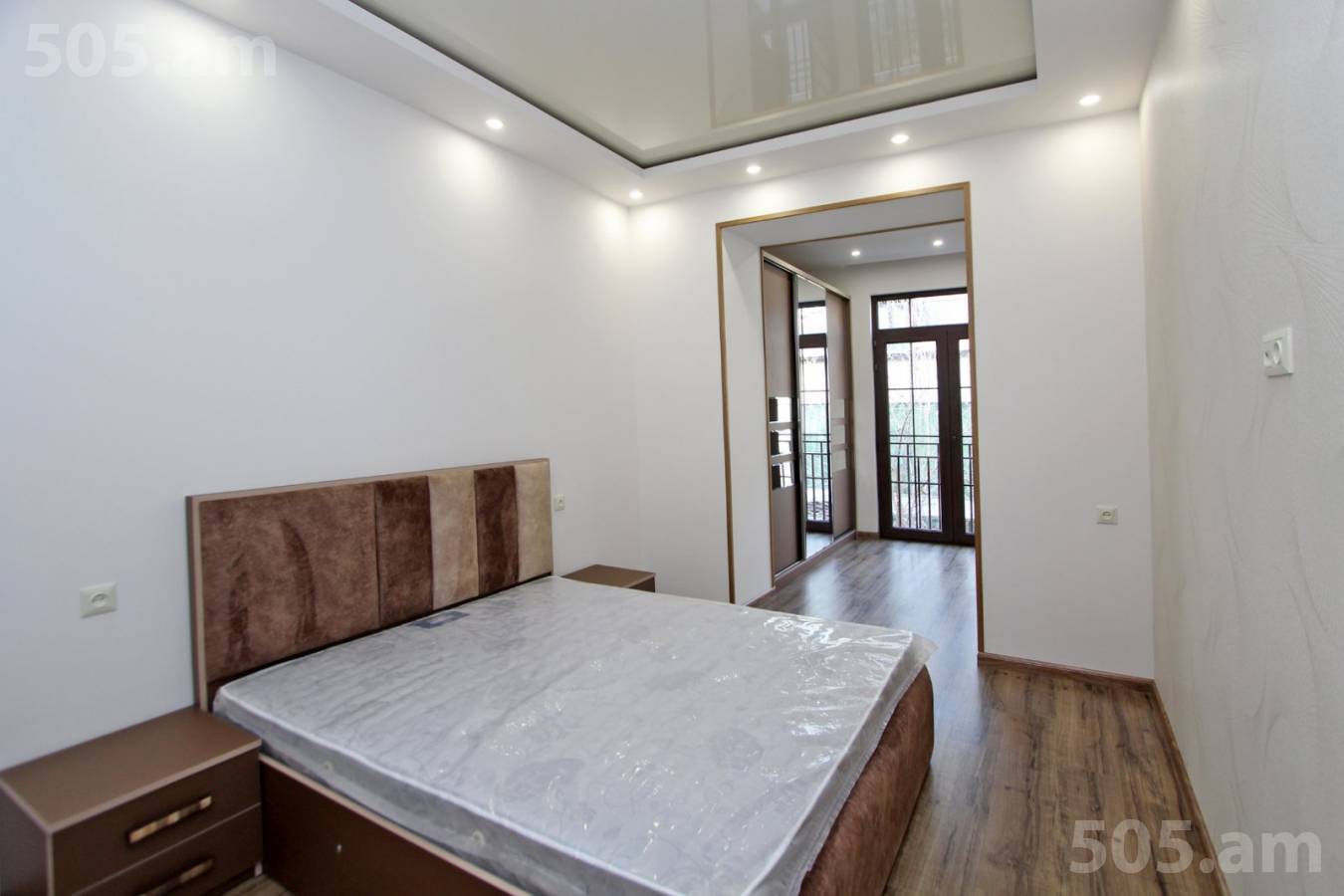 3 bedroom apartment for sale Saryan St, Center Yerevan, 149468