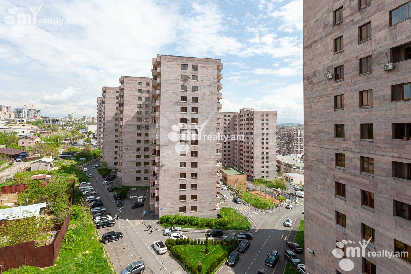 4 սենյականոց բնակարան  Ծարավ Աղբյուրի փող., Ավան Երևան, 155338