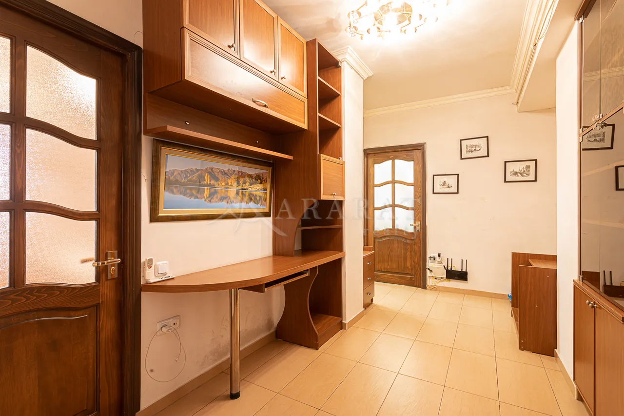 2 bedroom apartment for rent خیابان ساریان, مرکز شهر ایروان, 158914