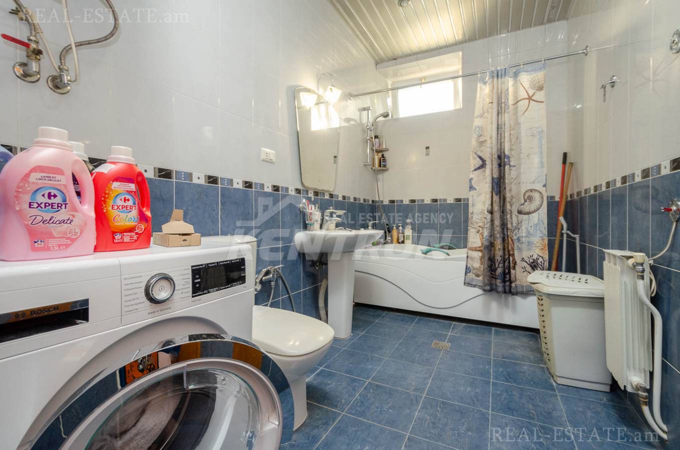 3 սենյականոց բնակարան  Մոսկովյան փող, Կենտրոն Երևան, 141099