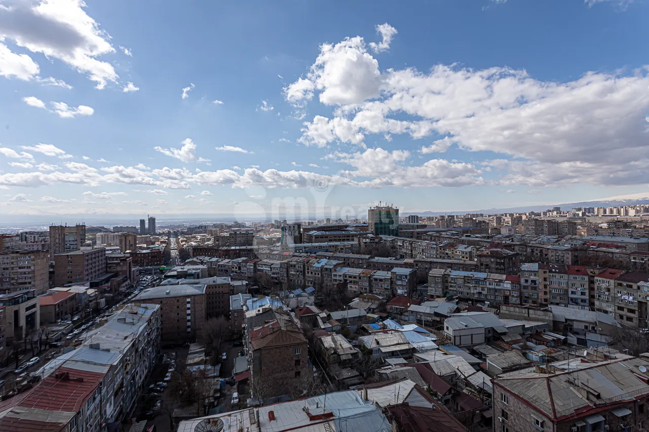 4 սենյականոց բնակարան  Գյուլբենկյան փող, Արաբկիր Երևան, 159882