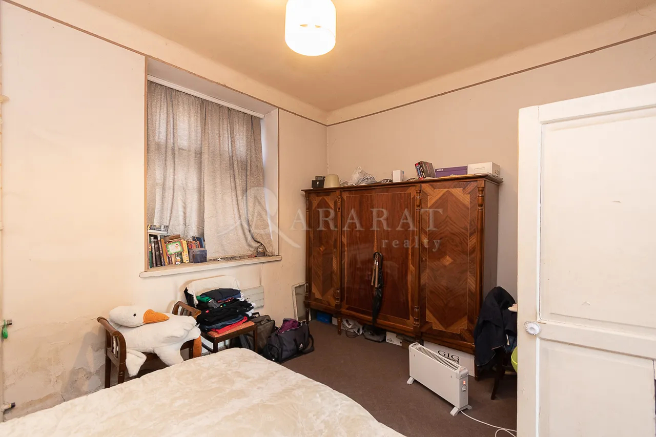 3 bedroom apartment for sale Baghramyan Ave (Kentron), Center Yerevan, 158943