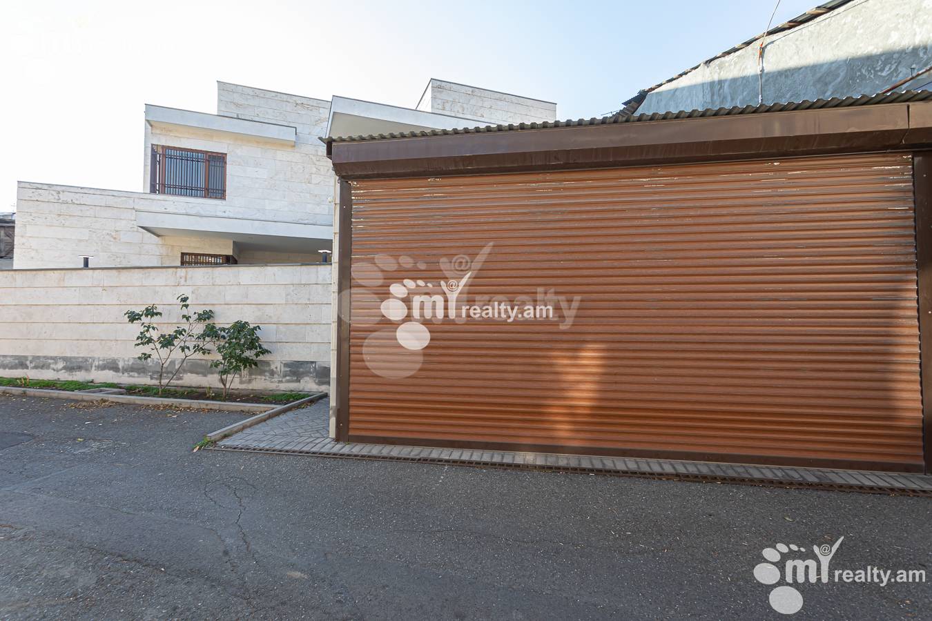 House for sale Lusinyants street, Center Yerevan, 157170