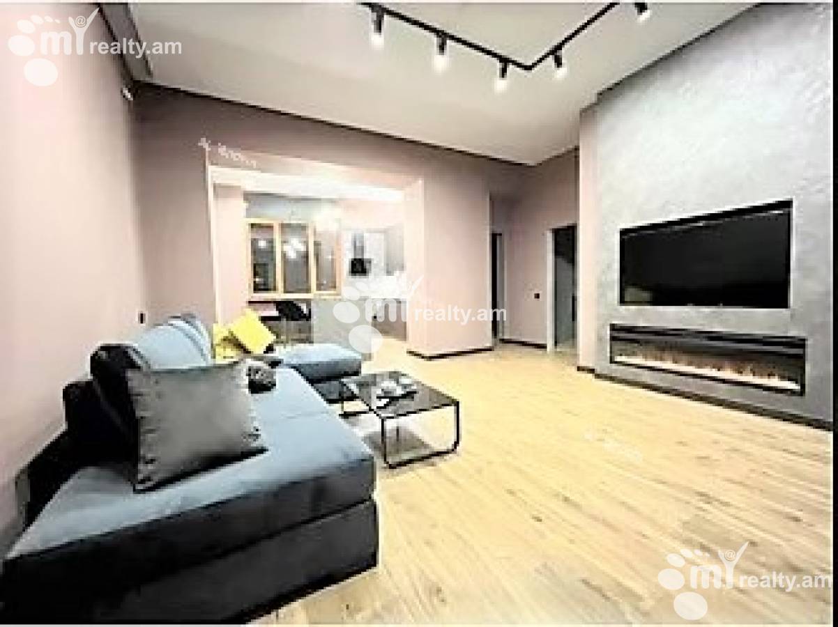 3 bedroom apartment for sale Mashtots Ave, Center Yerevan, 134405