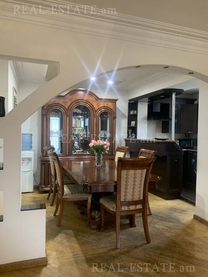 Купить 4 комнатную квартиру Гулакян ул, Арабкир Ереван, 133258