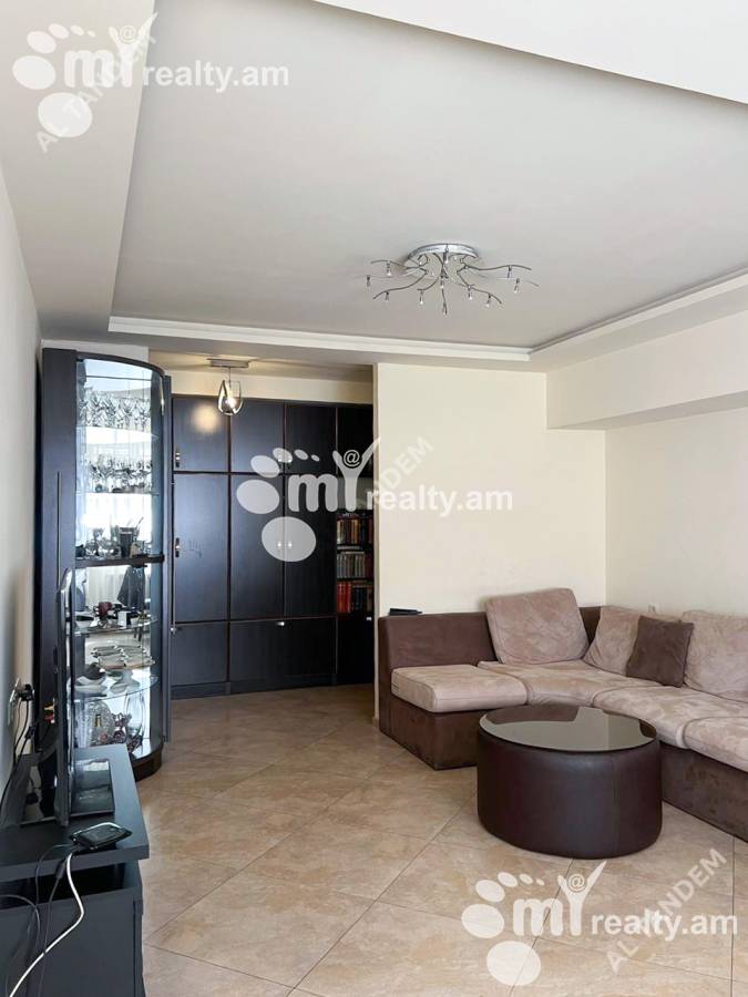 3 սենյականոց բնակարան  Բաղրամյան պող(Կենտրոն), Կենտրոն Երևան, 134100