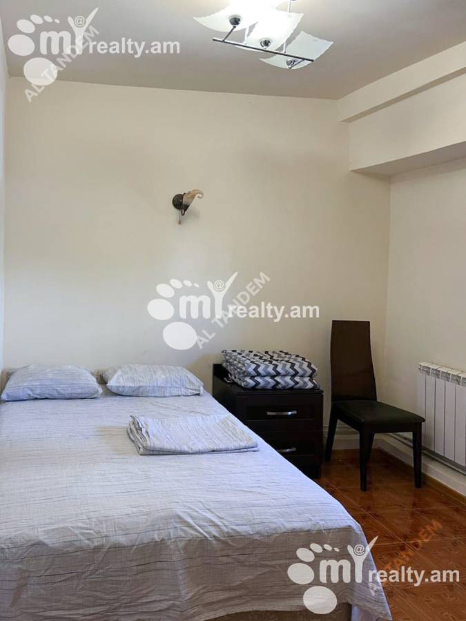 3 սենյականոց բնակարան  Բաղրամյան պող(Կենտրոն), Կենտրոն Երևան, 134100